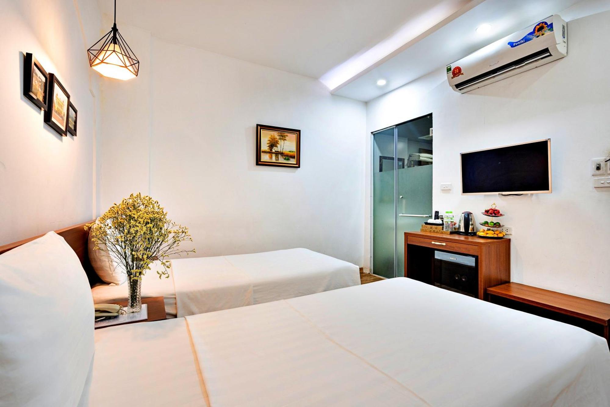 Serene Hotel Hanoi Værelse billede