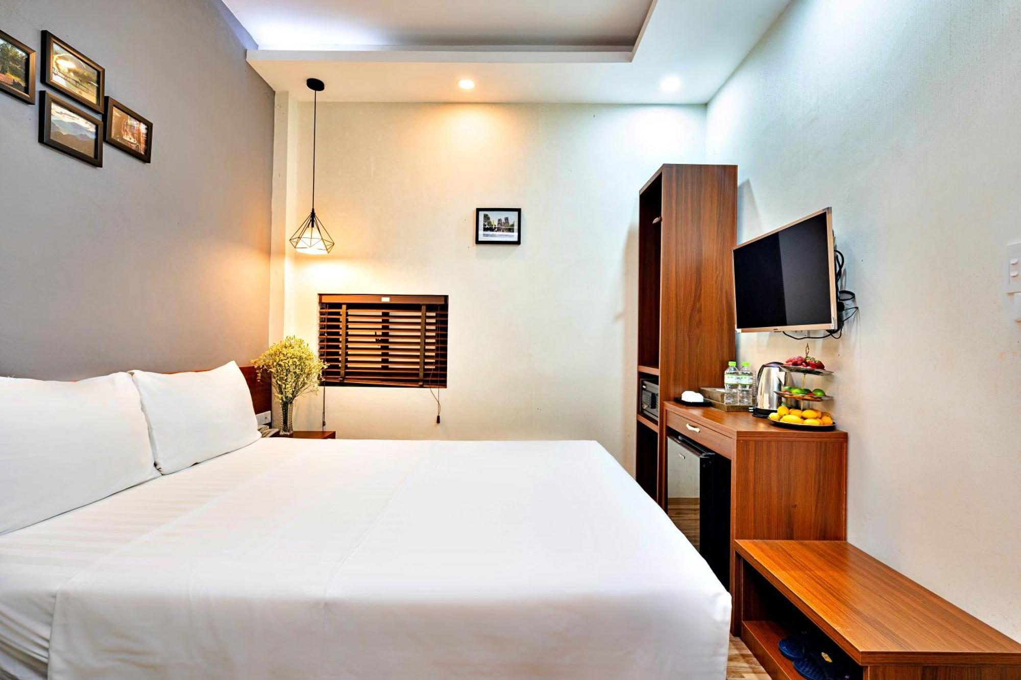 Serene Hotel Hanoi Værelse billede