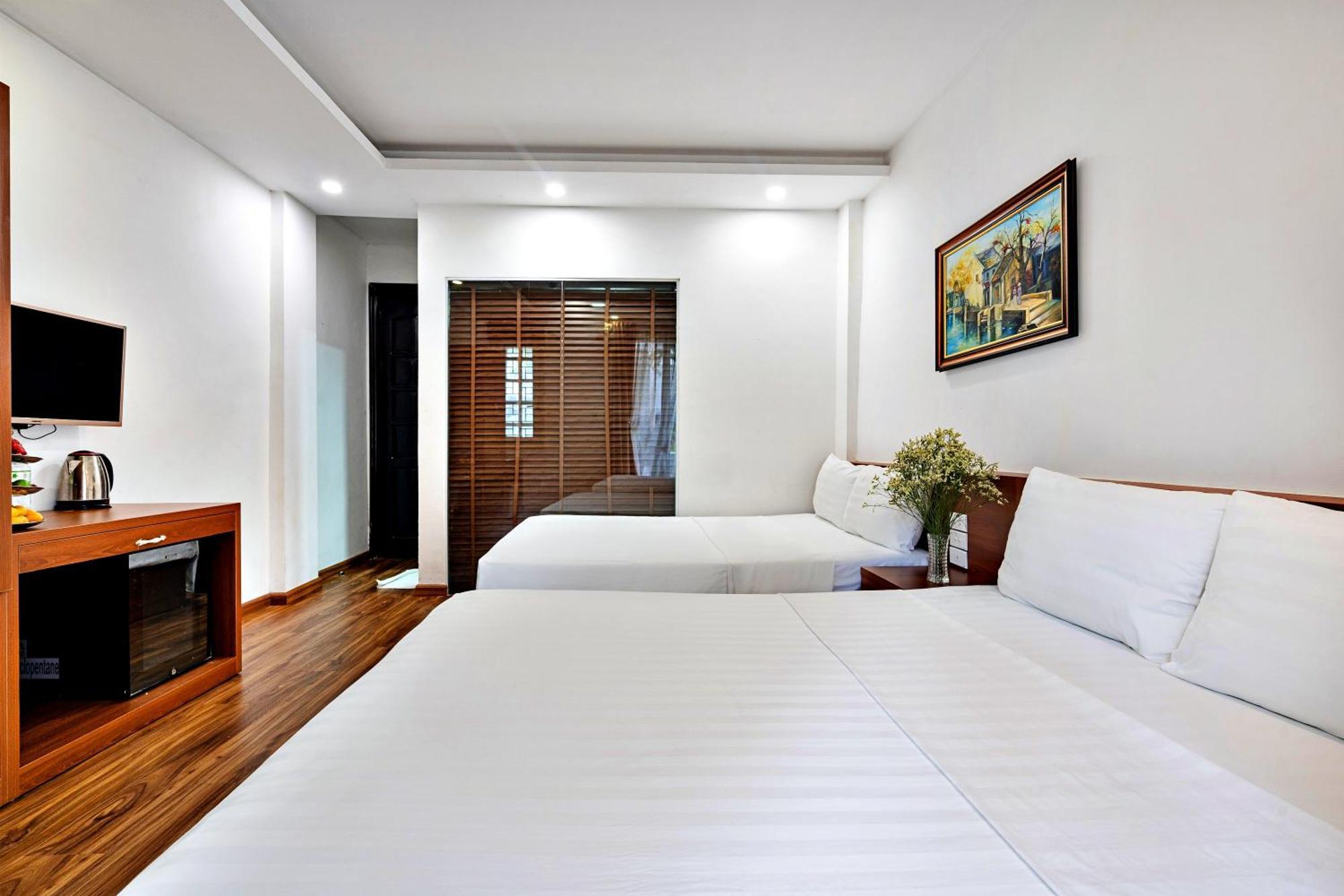 Serene Hotel Hanoi Værelse billede