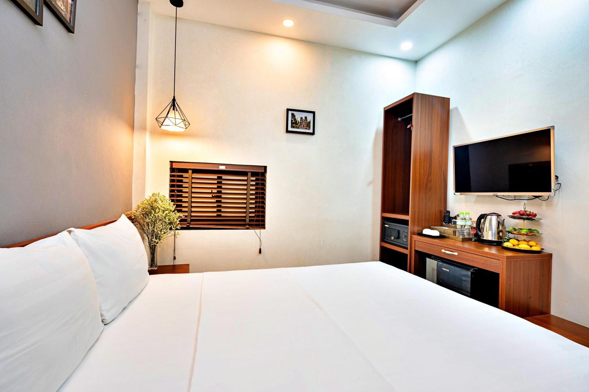 Serene Hotel Hanoi Værelse billede